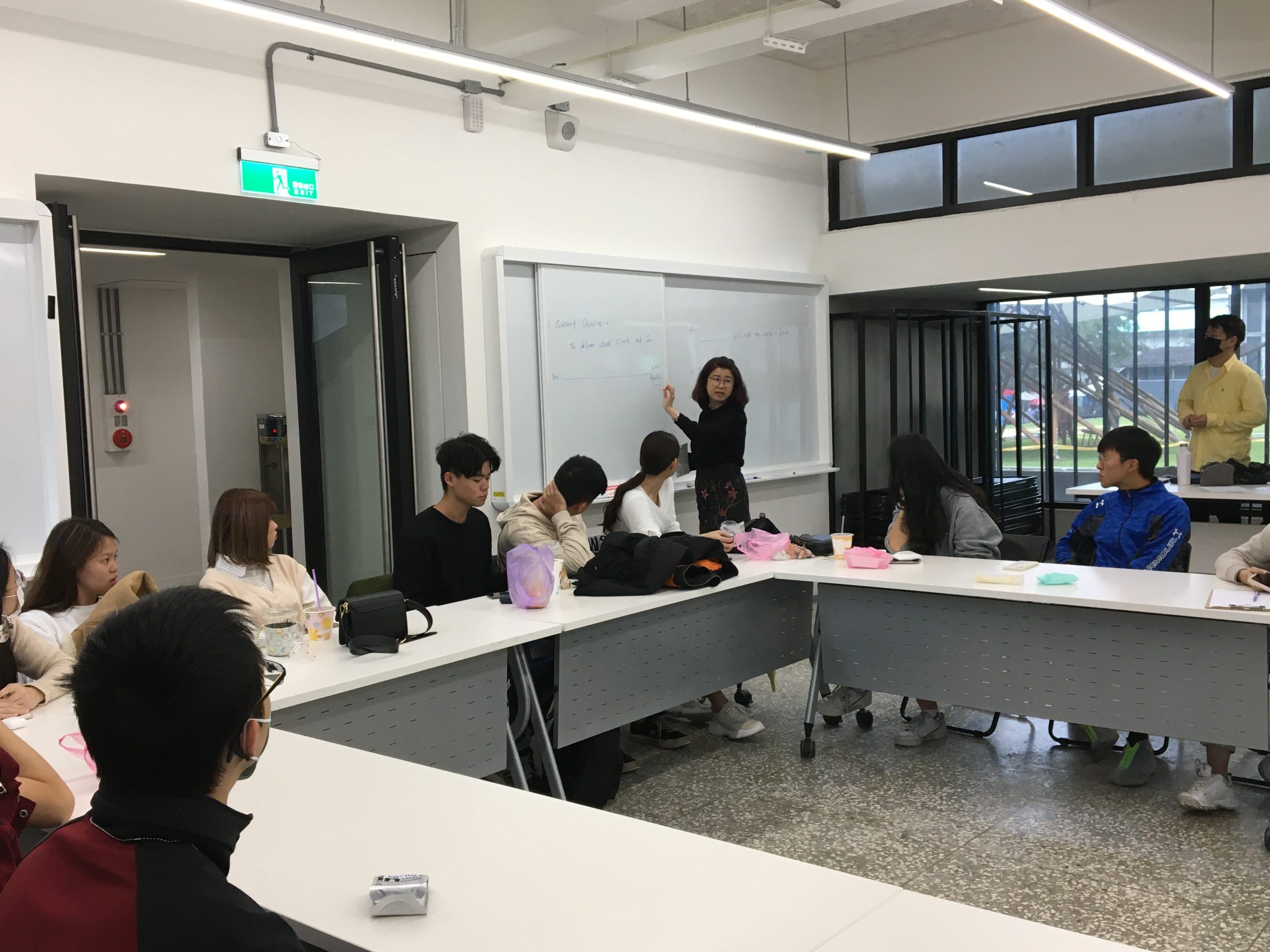 智慧服務概論講座活動照片